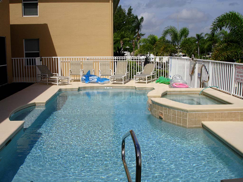 Palm Breeze II Community Pool and Hot Tub